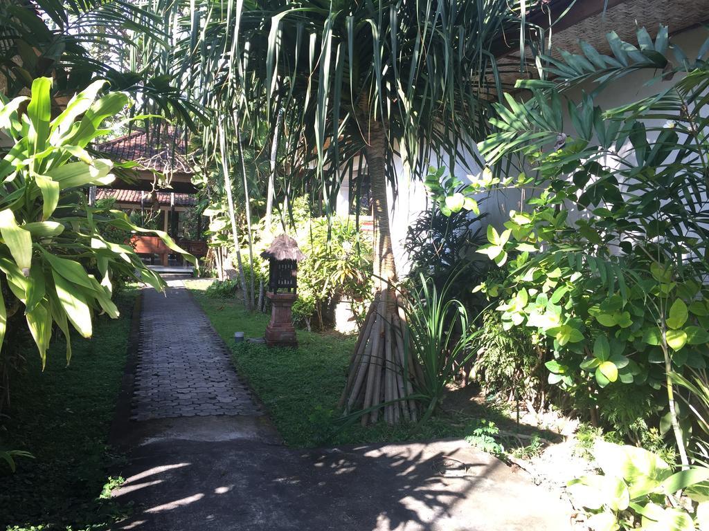 Bumi Ayu Bungalow Sanur Exterior foto