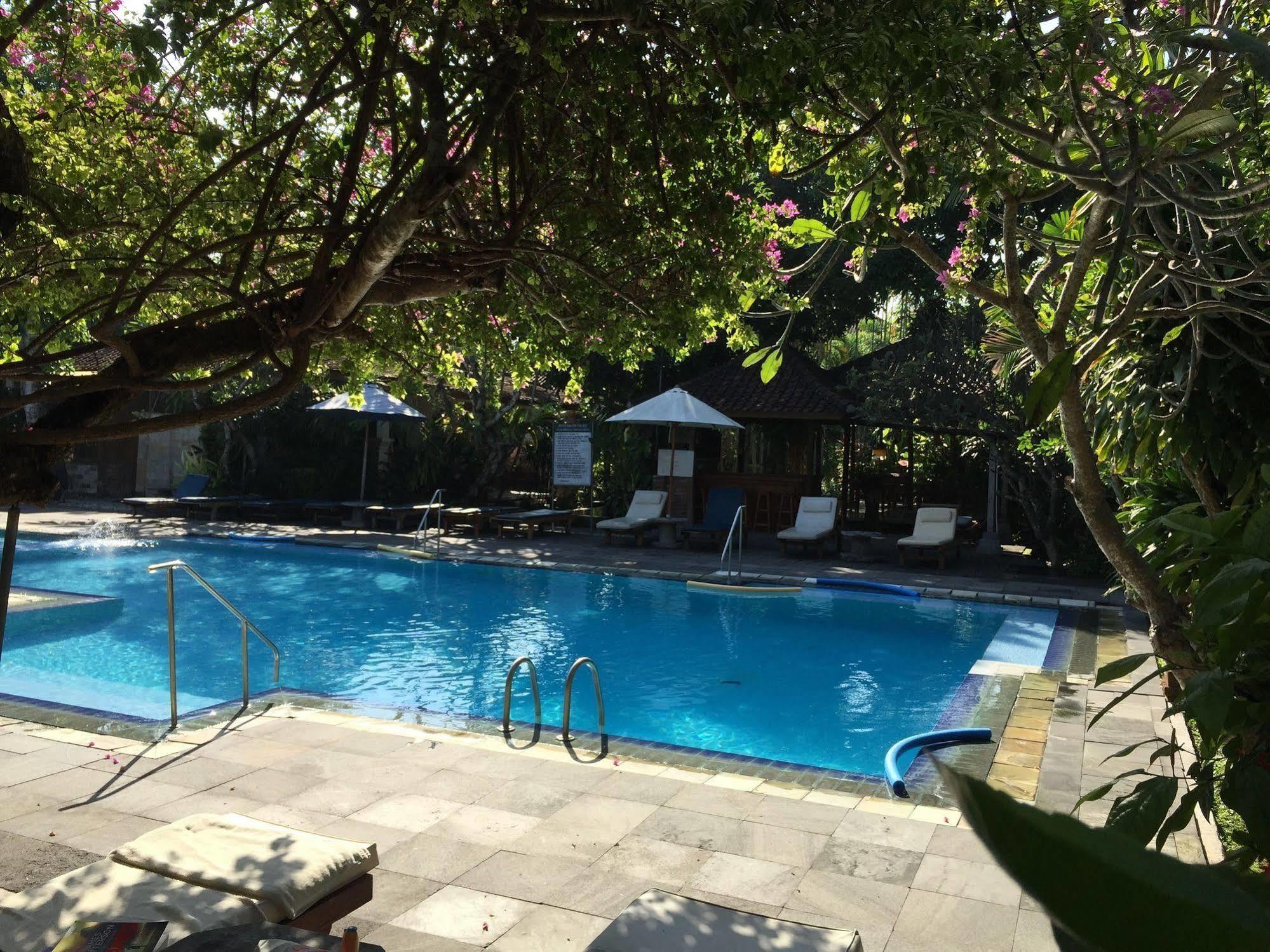 Bumi Ayu Bungalow Sanur Exterior foto