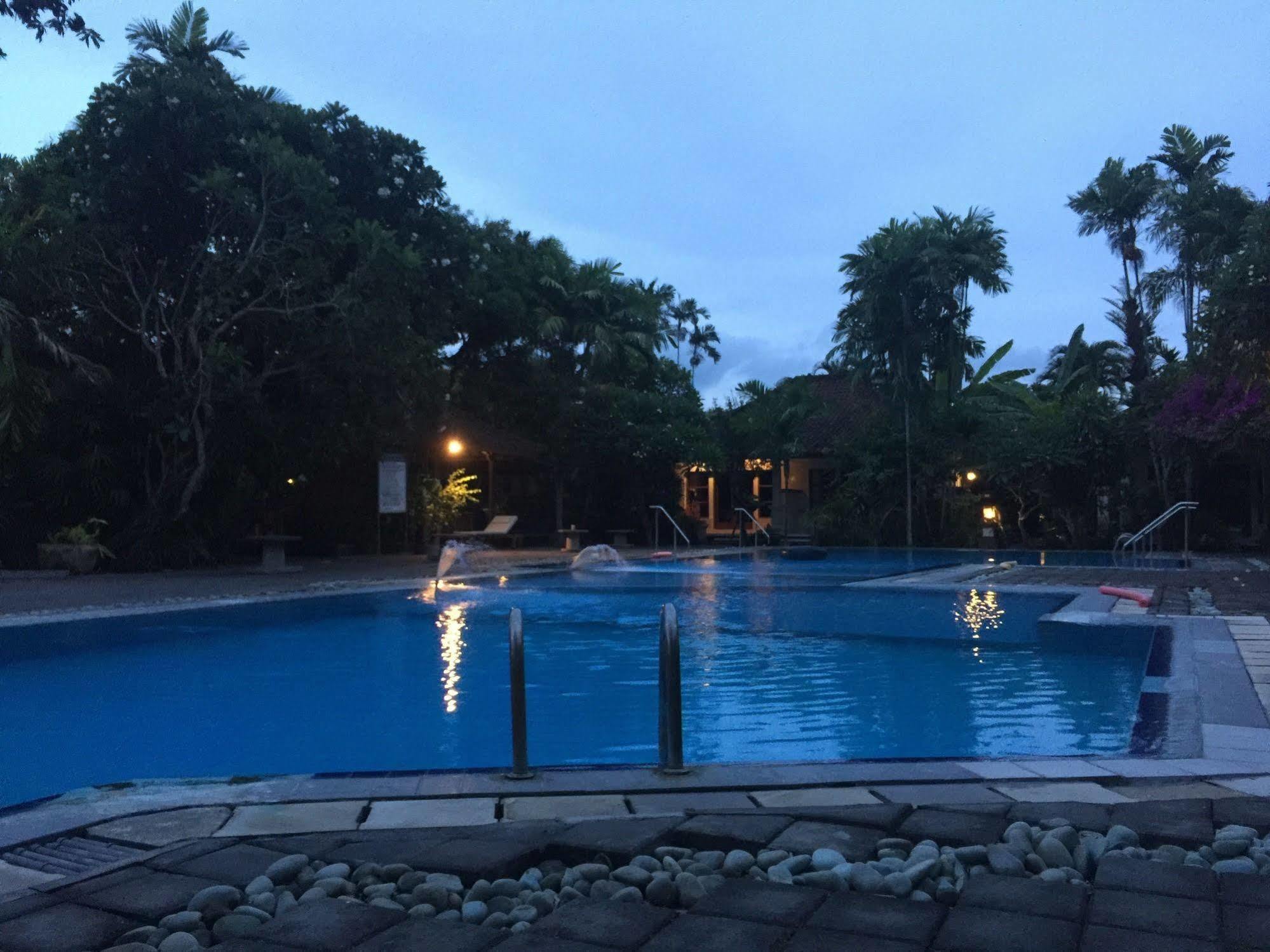 Bumi Ayu Bungalow Sanur Exterior foto