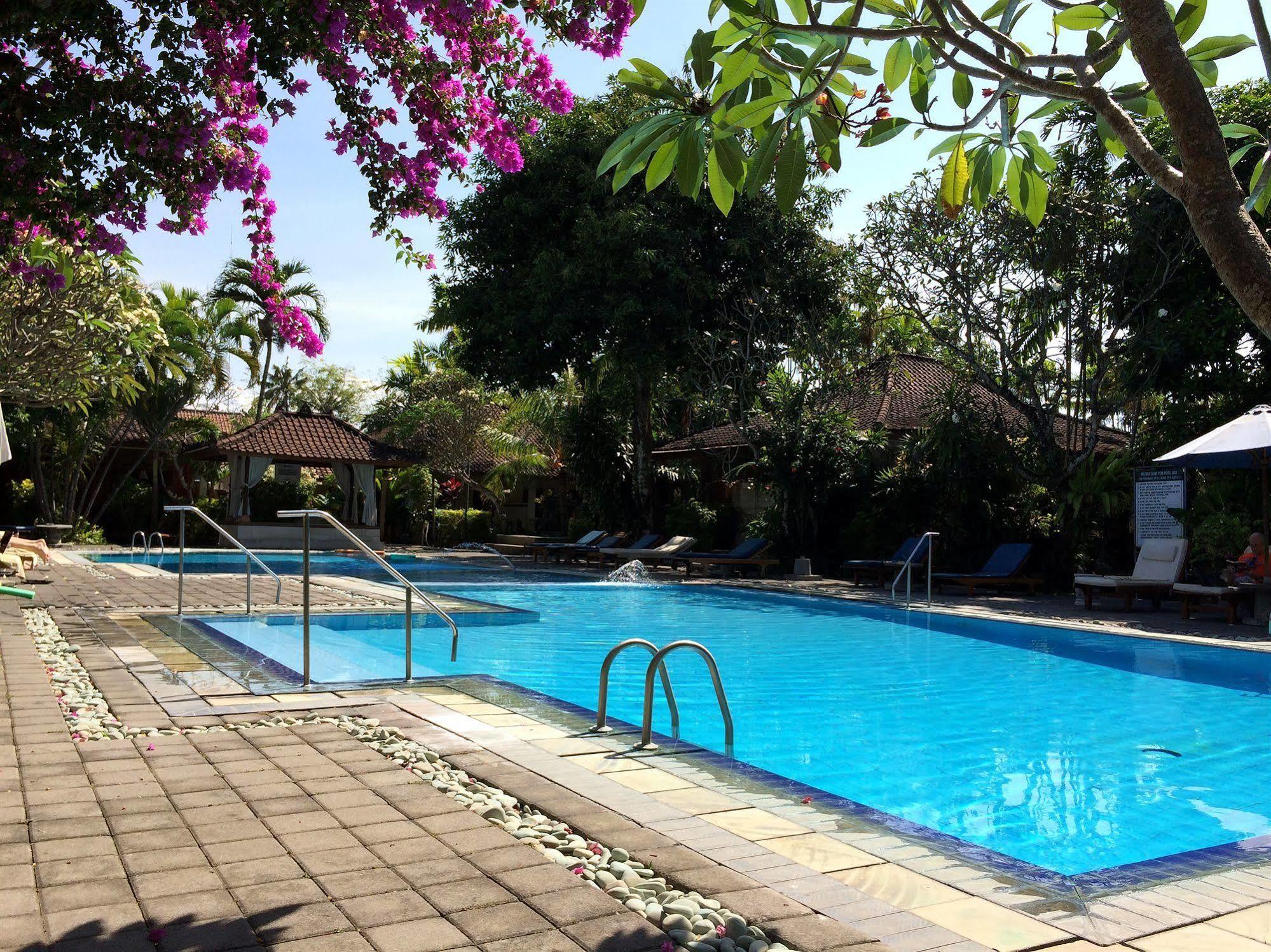 Bumi Ayu Bungalow Sanur Exterior foto